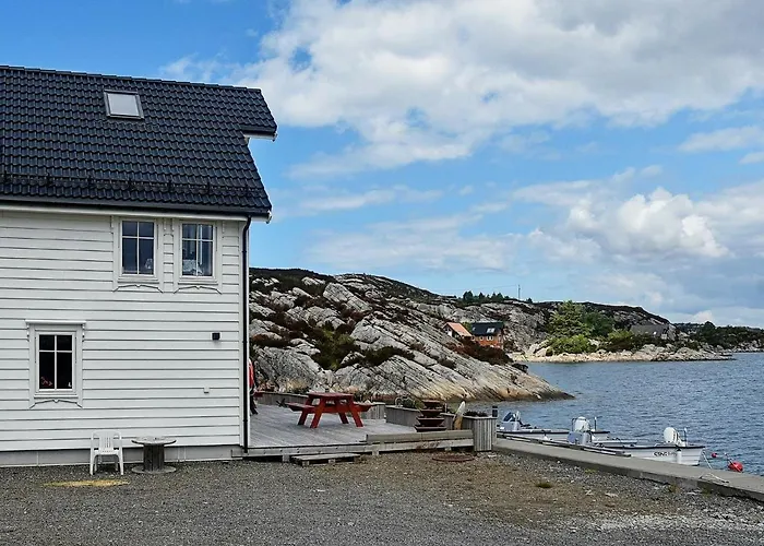 8 Person In Urangsvag-by Traum *