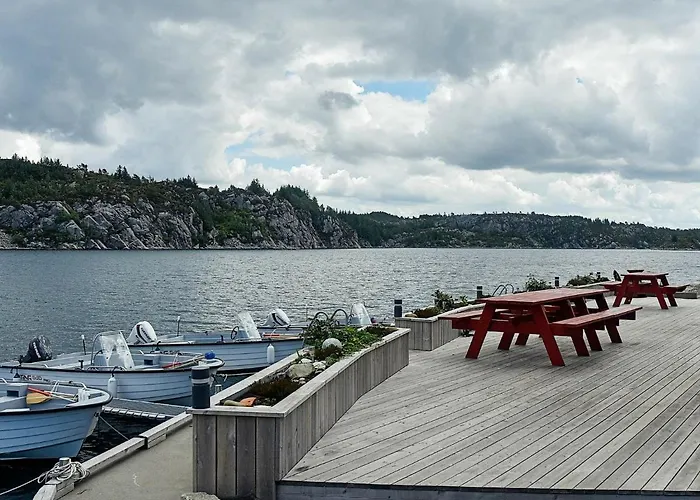 8 Person In Urangsvag-by Traum *